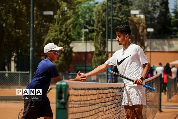 بازدید مسئولان ورزش کشور از اردوی تیم ملی تنیس