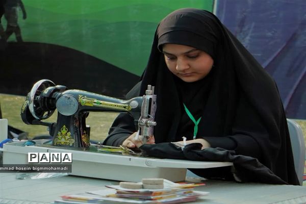 ارائه خدمات موکب‌ها به زائران حسینی  در مسیر کربلا