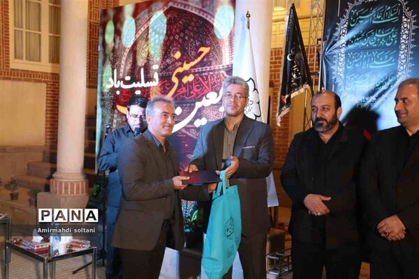 عرض ارادت اهالی رسانه آذربایجان شرقی به ساحت مقدس سید الشهدا (ع)