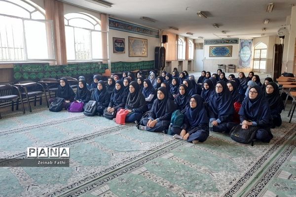 اختتامیه پایگاه تابستانی دبیرستان هیات امنایی فیض کاشانی منطقه ۱۴