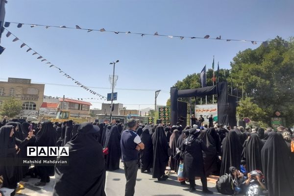 همایش اربعین حسینی در شهرستان شازند