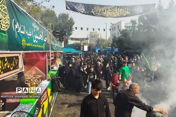 موکب حب الحسین(ع)  فشافویه درمسیر پیاده‌روی جاماندگان اربعین حسینی
