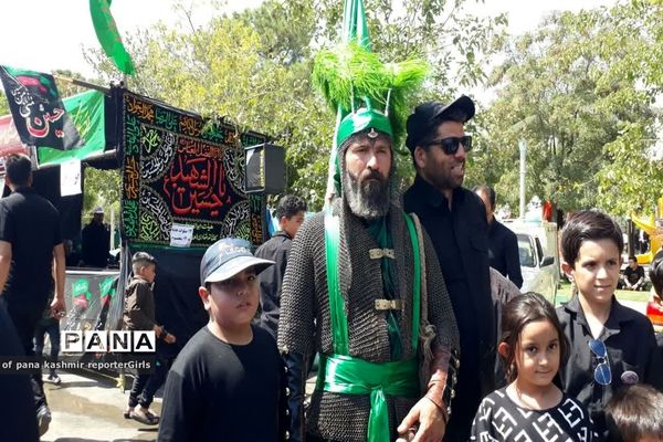 آیین پیاده‌روی حرم تا حرم در کاشمر