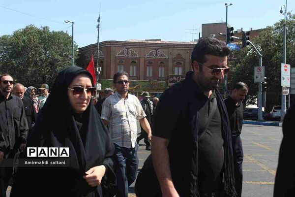 جاماندگان مسیر عشق