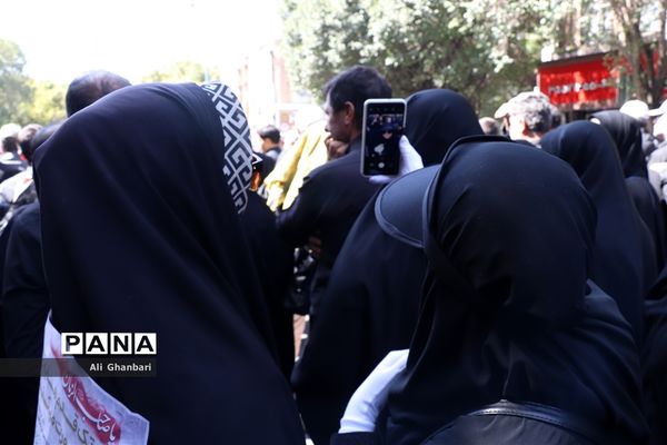 مراسم پیاده‌روی جاماندگان اربعین حسینی تبریز