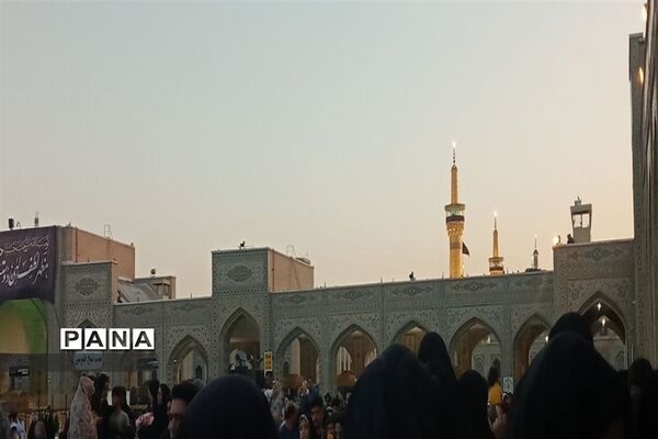 پیاده‌روی جاماندگان اربعین حسینی در مشهد مقدس