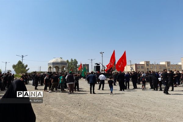 پیاده‌روی اربعین حسینی در شهر جعفریه قم