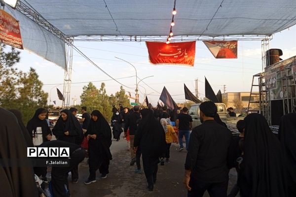 حال و هوای موکب های اربعین در پیاده‌روی زائران جمکران