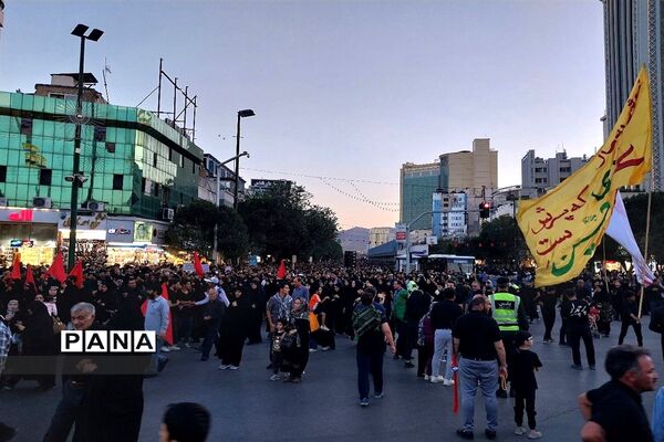 اجتماع بزرگ دلدادگان‌ حسینی