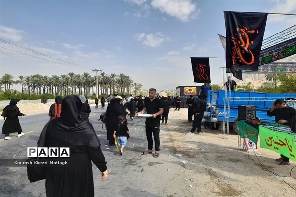 پیاده‌روی جاماندگان اربعین حسینی در شهرستان کازرون