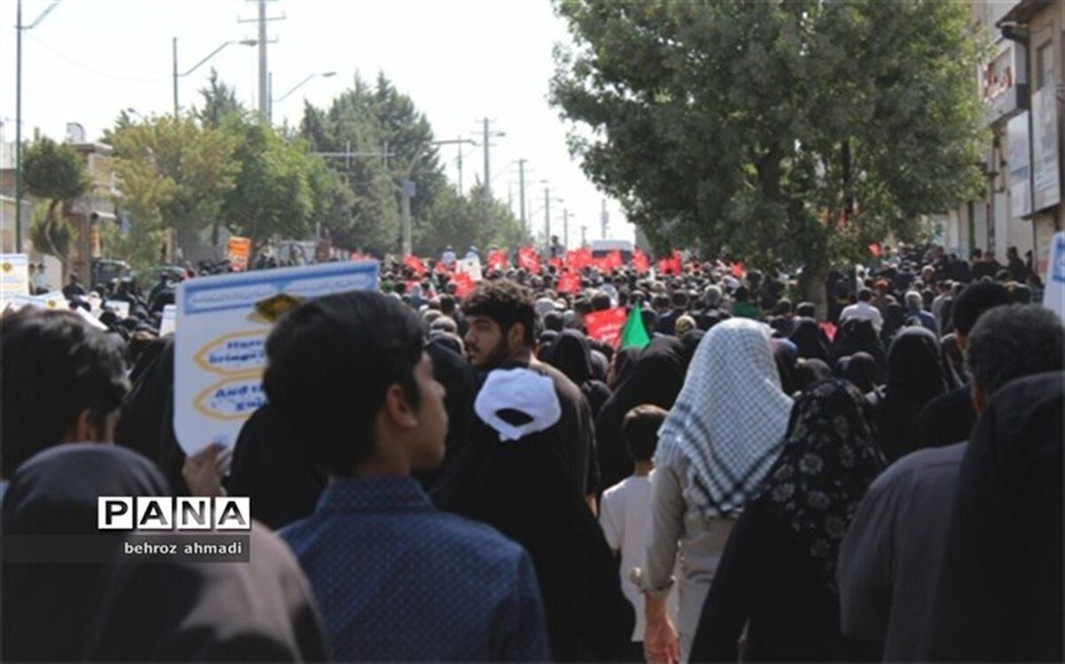 پیاده روی جاماندگان اربعین حسینی در کرمانشاه/فیلم