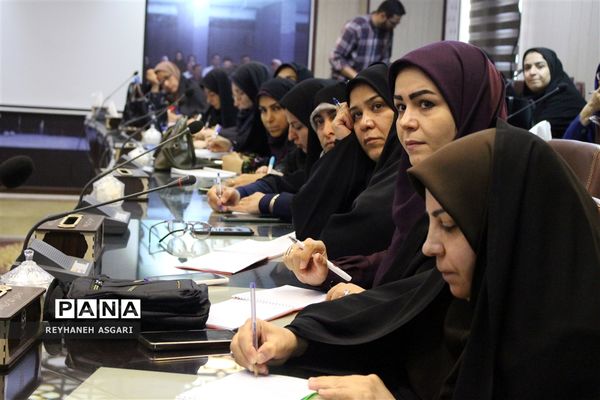 برگزاری کارگاه‌های توانمندسازی در دومین روز رویداد «فصل صعود» ویژه مدیران مقطع ابتدایی شهرستان‌های تهران