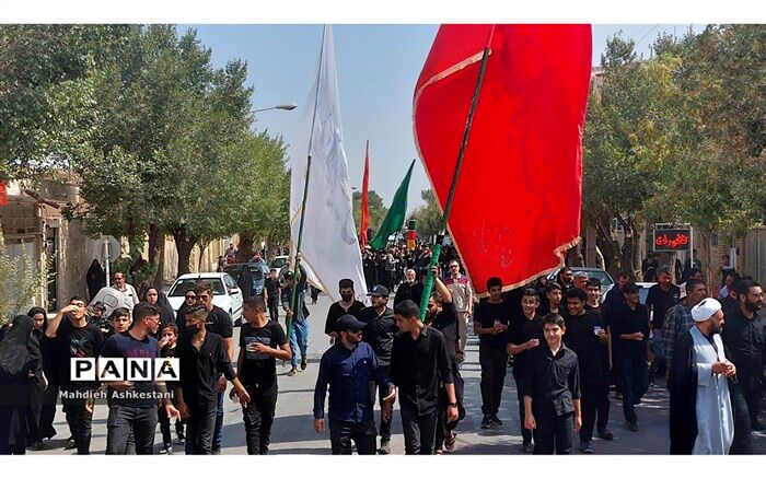 بزرگترین اجتماع معنوی شهرستان نایین/ فیلم