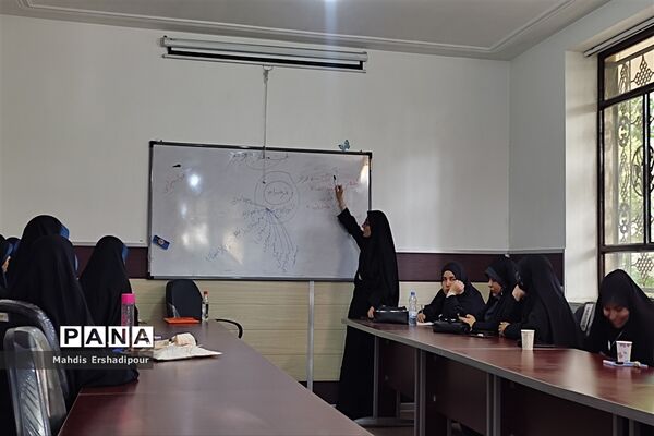 برگزاری اردوی یاوران ولایت شهرستان‌های استان تهران