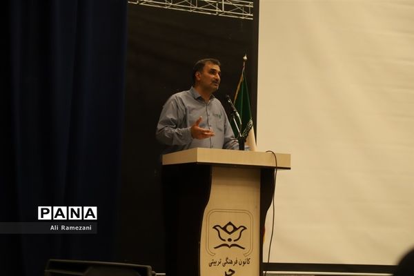 آیین اختتامیه دومین دوره جشنواره استعدادیابی آذرخش