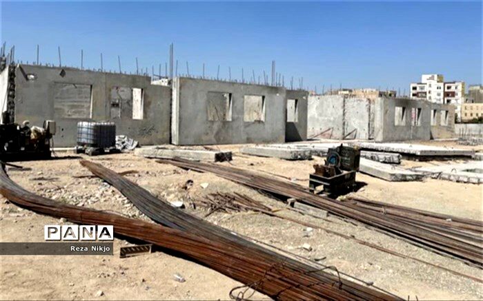 مدارس با  استانداردهای روز جهانی طراحی و ساخته می‌شوند