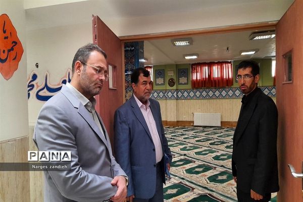 بازدید رئیس گروه دوره‌های سوادآموزی از مدارس ملارد