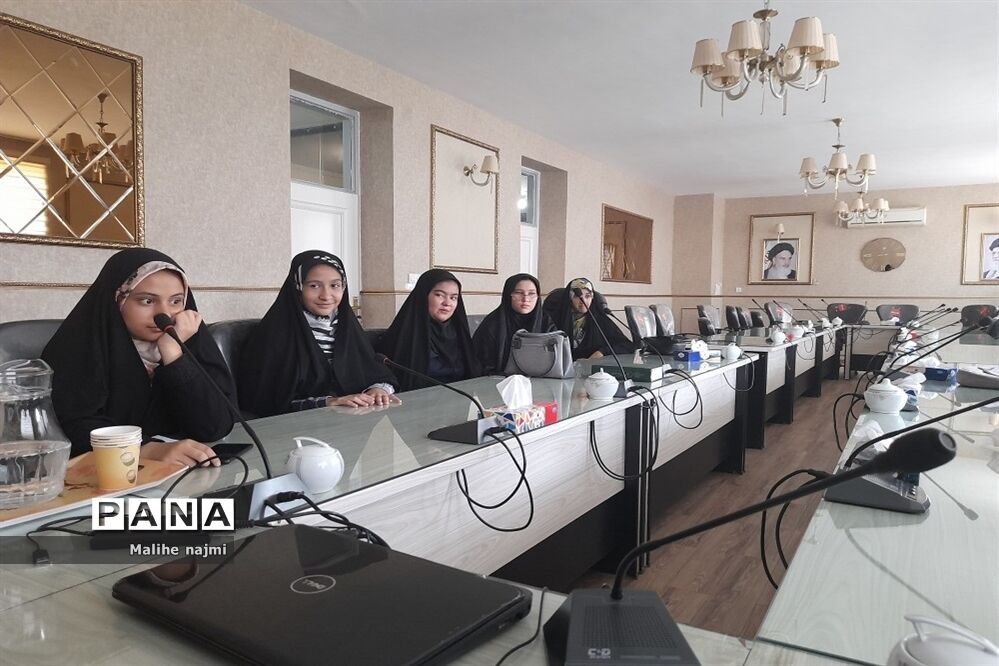 برگزاری جلسه هماهنگی طرح گام های عاشقی با محوریت دانش‌آموزان
