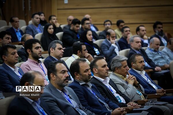 همایش «نظاره جهش تولید دانش‌بنیان»