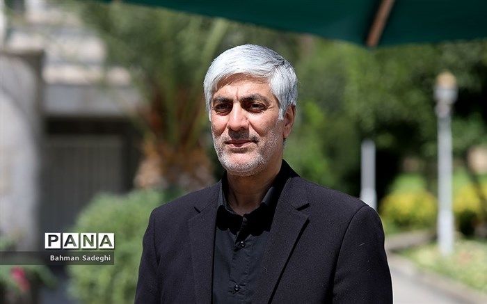 کیومرث هاشمی به عنوان وزیر پیشنهادی ورزش به مجلس معرفی شد