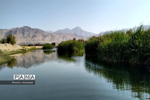 سد آبی خاکی روستای درکه در استان کرمانشاه