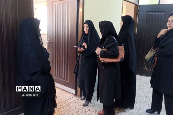 سازمان دهی معلمان در دبستان سعیدی رضوانی ناحیه هفت