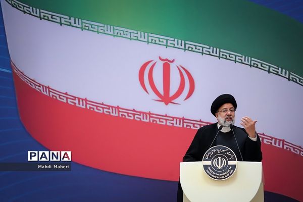 مراسم تجلیل از مدال‌آوران و قهرمانان ورزشی