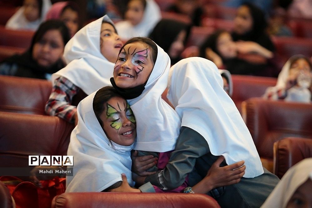 فرهاد بشارتی: شناخت دنیای بچه‌ها بسیار مشکل  اما ضروری است