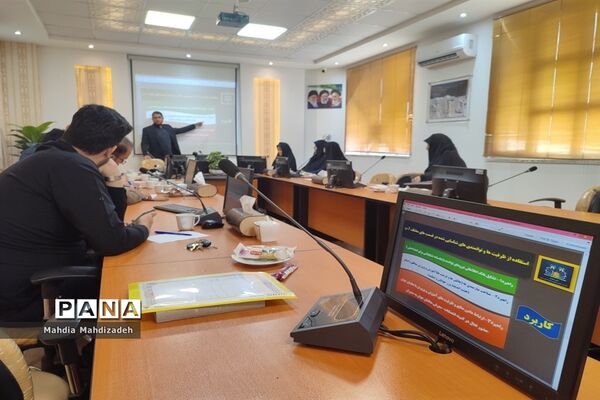 جلسه نشست و کارگاه آموزشی مشاوران جوان استانی، تمام نواحی آموزش و پرورش مشهد