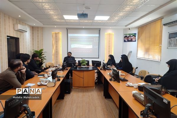 جلسه نشست و کارگاه آموزشی مشاوران جوان استانی، تمام نواحی آموزش و پرورش مشهد