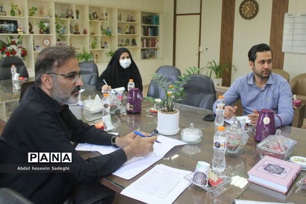 جلسه هماهنگی اجرای دوره سپهر دانش و معرفت در بوشهر