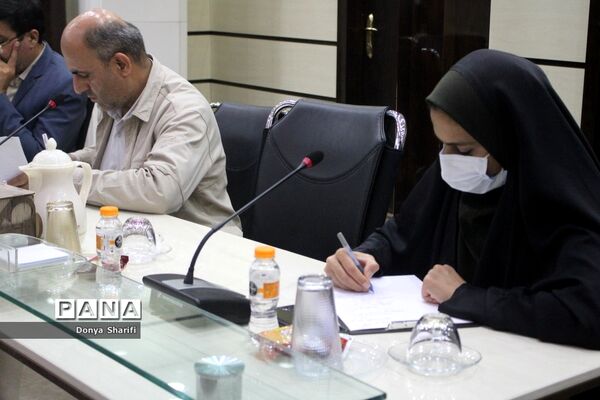 جلسه هماهنگی گرامیداشت هفته دفاع‌مقدس در آموزش و پرورش استان بوشهر