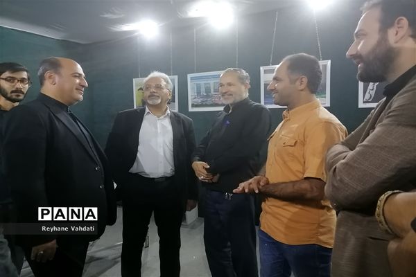 افتتاح نمایشگاه گروهی عکس در «مسیر بهشت»