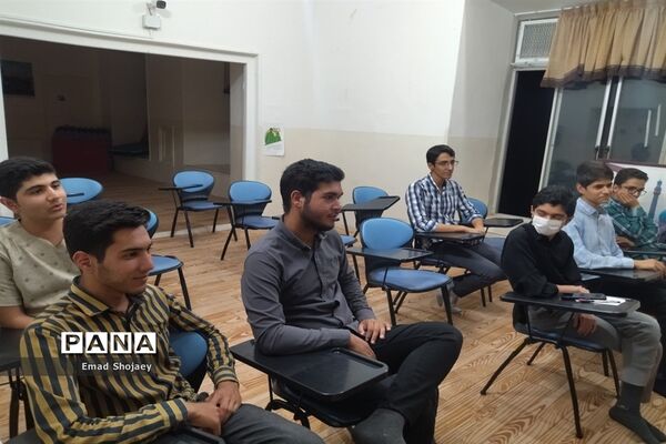برگزاری جلسه امور جوانان و نوجوانان دانش‌آموز شهرستان کاشمر