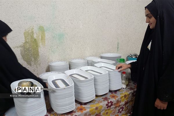 برگزاری طرح گام‌های عاشقی در دبیرستان پروین اعتصامی