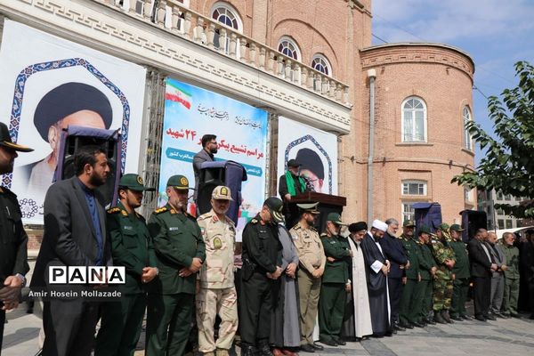 استقبال مردم ارومیه از 24 شهید تازه تفحص شده