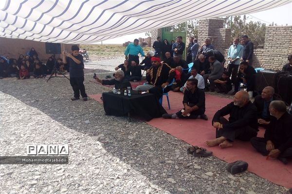 برگزاری مراسم تعزیه‌خوانی شهادت امام حسن مجتبی (ع) در روستای تاج آباد داورزن