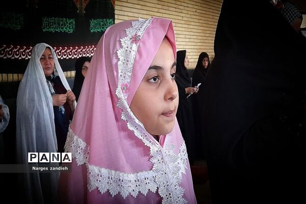 حال و هوای مصلی نماز جمعه شهرستان ملارد در آخرین نمار جمعه ماه صفر
