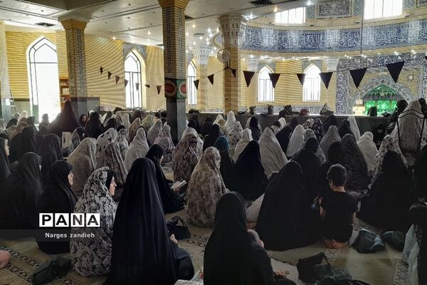 حال و هوای مصلی نماز جمعه شهرستان ملارد در آخرین نمار جمعه ماه صفر