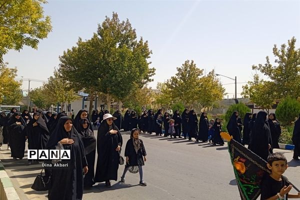 مراسم عزاداری مردم شهرستان گلبهار