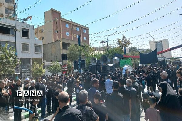 حال و هوای کوچه‌ها و خیابان‌های اطراف حرم‌امام‌رضا‌(ع)