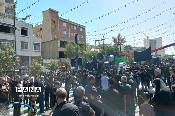 حال و هوای کوچه‌ها و خیابان‌های اطراف حرم‌امام‌رضا‌(ع)