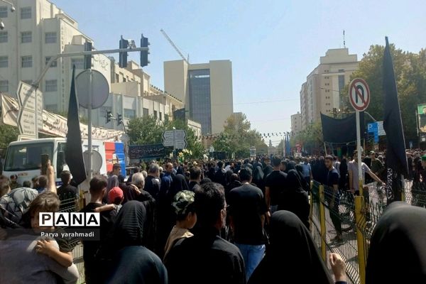 حال و هوای کوچه‌ها و خیابان‌های اطراف حرم‌امام‌رضا‌(ع)