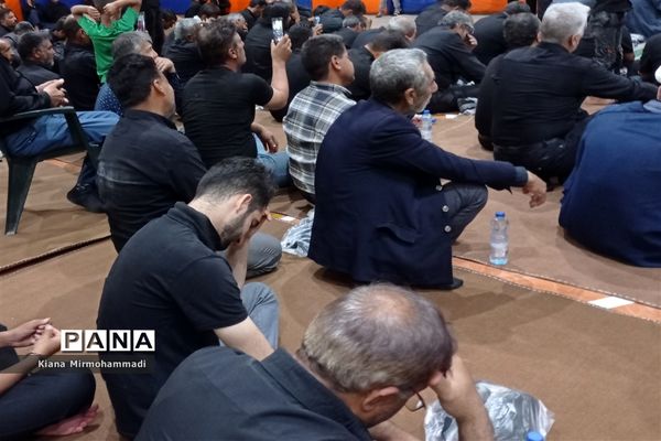 مراسم عزاداری شب شهادت امام رضا (ع)