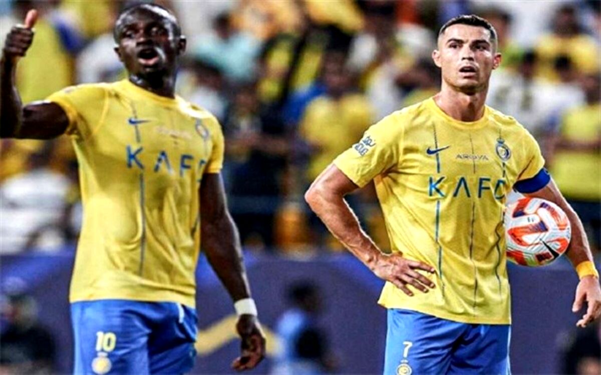 ستاره‌های فوتبال جهان در آسمان  پایتخت؛ رونالدو و مانه دوشنبه در تهران