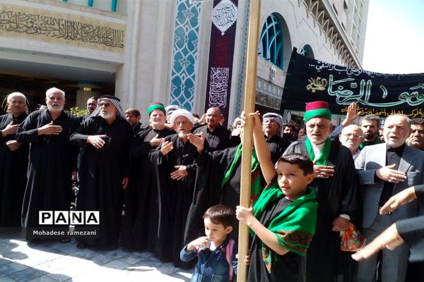 عزاداری زائران و مجاوران رضوی