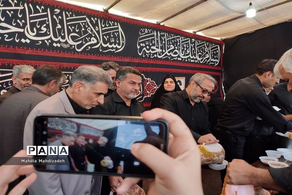 برپایی موکب خدمت‌رسانی شورای هماهنگی مدارس و مراکز غیردولتی مشهد الرضا در دهه آخر صفر