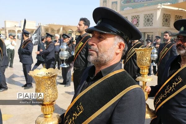 دسته عزاداری خادمان حرم خواهر در سوگ شهادت برادر