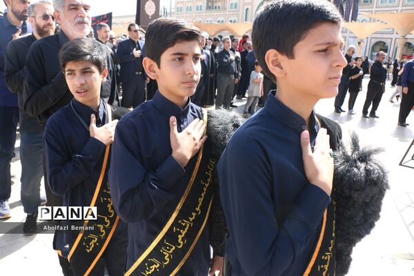 دسته عزاداری خادمان حرم خواهر در سوگ شهادت برادر