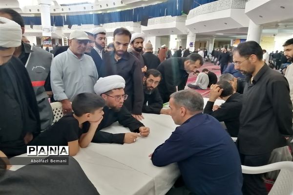 میز خدمت آموزش و پرورش قم در نماز جمعه